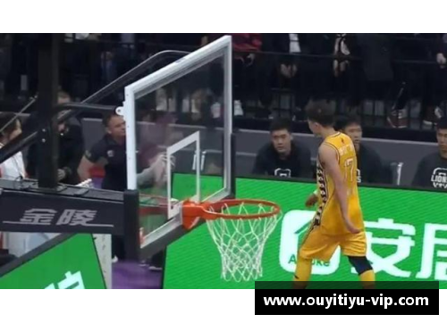 欧亿体育英雄联盟明星化身篮球巨星 球场上他们的超凡对决引人注目